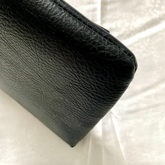 Matt and Nat Black Vegan Leather Clutch Bag - Picture 7 of 16